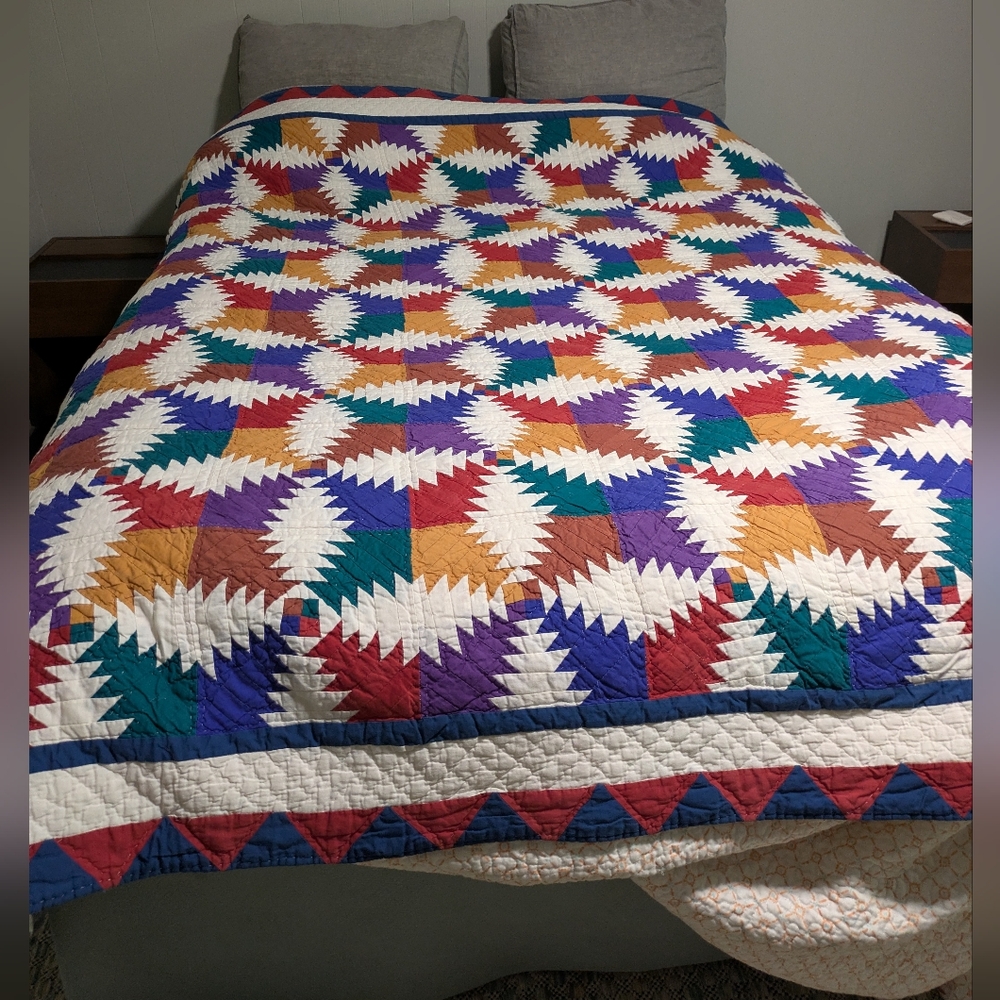 Colorful Geometric Quilt Queen Bedspread - Vtg - Picture 2 of 6